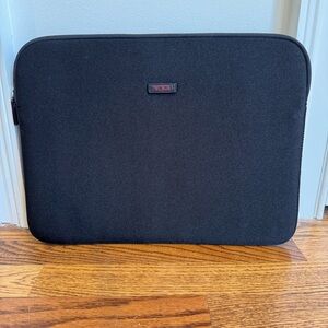 TUMI | Black Padded Neoprene Laptop Sleeve Case | One Size | NWOT